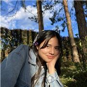 Professeur de langues propose des cours d'espagnol et d'anglais en soutien scolaire pour tous les niveaux.