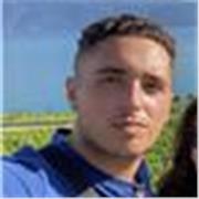 Soy un chico de 23 años con alta experiencia, dando clases, sobre todo a niños y niñas de primaria.