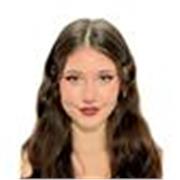 Formada en Derecho y Ciencias Políticas, con mucha curiosidad y entusiasmo en múltiples ámbitos, deseando enseñar y aprender.