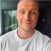 Professeur et traducteur de français en ligne.
Niveau A1 - C1.