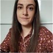 Profesora titulada de Lengua castellana y Literatura, con 6 años de experiencia como profesora de español a extranjeros. Online.