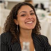 Laureata in psicologia con esperienza educativa offre aiuto compiti e supporto allo studio per ragazzi a Taranto e online