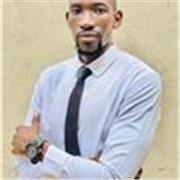 A passionate TEFL teacher from Mali with ten years of experience offering in-person and online classes to children and adults. 