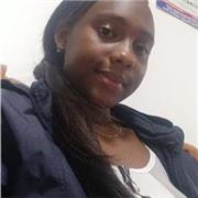 Estudiante normalista ofrece ayuda a estudiantes en la asignatura de español