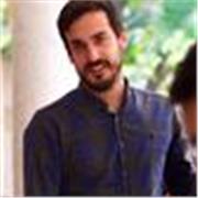 Profesor de química capaz de transmitir el contenido de cualquier tema de forma sencilla y concreta