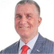 English teacher of 35 years with lots of experience of GCSE and IB Diploma