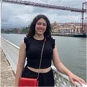Grado en Matemáticas finalizado, a falta de entregar el TFG. Con nivel intermedio-alto de inglés y nivel intermedio de francés