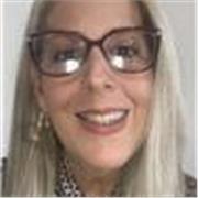 Profesora graduada en Educación Infantil con experiencia por más de 20 años con niños de 3 a 8 años