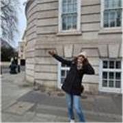 ¡Bienvenido a mis clases particulares de Inglés!

Soy Marta, una apasionada profesional con un Máster en Psicología de la Educación, especializada en Inteligencia Emocional. 

Con una sólida formación académica respaldada