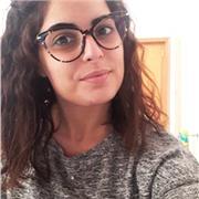 Laureta in Matematica, con esperienza decennale nelle lezioni private, impartisce lezioni ad alunni di scuole medie e superiori