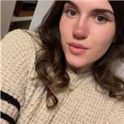 Studentessa diplomata al liceo linguistico offre ripetizioni di inglese e spagnolo per medie e superiori