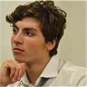 Studente di ingegneria al 3° anno con esperienze pregresse di tutoraggio, in possesso di maturità scientifica e della certificazione Cambridge B2 First (FCE), avendo oltretutto frequentato il corso riconosciuto di livello C1 Advanced (CAE). Disponibile pe