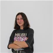 Laureata in Scienze della Comunicazione, con esperienza nel marketing digitale, offro lezioni online personalizzate.