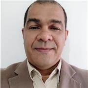Dicto clases de economía, gerencia pública, políticas económicas y metodología de investigación en Ciencias Económicas y Sociales