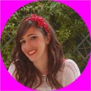 Avvocato impartisce lezioni di diritto ed economia