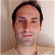 Lo yoga e' uno strumento che ci permette trámite il movimento di conoscerci a fondo e di integrare il corpo la mente e lo spirito