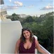 I give private lessons based on the children’s needs, tailoring each session to them. 