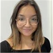 Profesora particular especializada en lengua y literatura catalana y española, con mención en alemán y nivel C1 de inglés