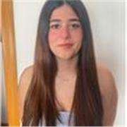 Universitaria con un año de experiencia dando clase a niños/as de primaria y ESO y algunas de bachillerato. no hay primera clase