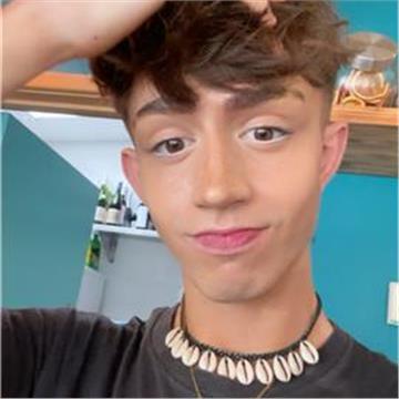 Álex
