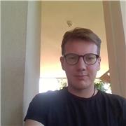 ciò che conta è insegnare una materia noiosa in maniera divertente.