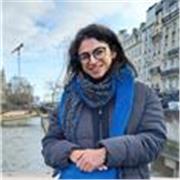 Enseignante de français langue étrangère (native). 
Diplômée d'un Master français langue étrangère et didactique des langues. 