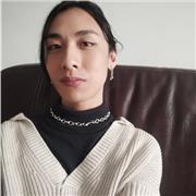 Artiste compositrice donne cours de piano débutant/intermédiaire