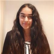 Estudiante de universidad imparte clases de francés