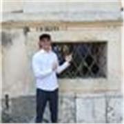 a tutti sono un neodiplomato a pieni voti all'istituto tecnico piovene e vorrei offrire i miei servizi di ripetizioni nei pressi di vicenza (creazzo) per ragazzi di scuole elementari medie e superiori. In generale per tutte le materie e per quanto ri