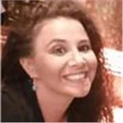 I AM A VERY OUTGOING , BUBBLY AND I LIKE THEACHING. 
TO ANYONE THAT WOULD LIKE TO LEARN ITALIAN 