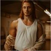 Profesor en moda, actitud, entrenador personal y matematicas