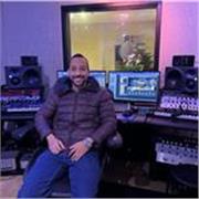A professional audio engineer with over fifteen years of experience in recording, mixing and post- production. 