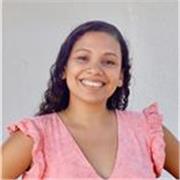 Profesora de inglés online con 5 años de experiencia, especializada en niños de 5 a 12 años, niveles básico e intermedio.