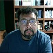 Profesor de filosofía a nivel bachillerato y licenciatura