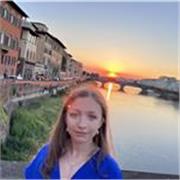 Studentessa del terzo anno del Liceo Classico bilingue