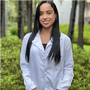 Sou doutoranda em Patologia Geral com bacharelado em Ciências Biológicas. Fui monitora da turma de Med e fiz estágio didático