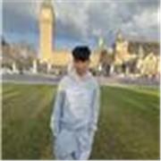 Niñero o Profesor de inglés para niños y niñas.