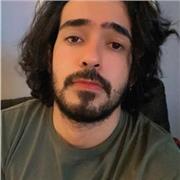 Profesor de Español dicta clases para personas que no manejan el idioma