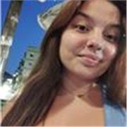 Estudiante de ing quimica imparte clase de asignaturas de la eso