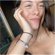 Em dic Marta Martínez, tinc 22 anys i soc estudiant de biologia a la udg. ofereixo classes particulars, adaptades a cada estudiant