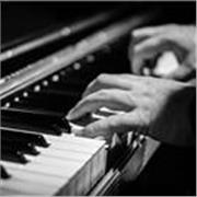 piano classes in English, Spanish, Lithuanian and Russian
