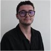 ¡Muy buenas! Soy Alejandro Vasallo, un joven de 21 años amante del mundo de la tecnología.