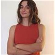 Laureata in Mediazione Linguistica con esperienza nell'insegnamento di italiano ai bambini e ragazzi stranieri