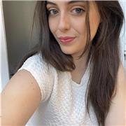 Profesora de apoyo escolar especializadas en clases de ingles para niños de 5-14 años. Doy clases de inglés fuera del horario escolar y adapto las lecciones dependiendo del nivel de los niños