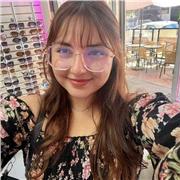 Profesora de Inglés con experiencia en clases para niños modalidad online