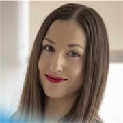 I’m a native Spanish speaker, born and based in Madrid.I offer online lessons for English-speaking students of all ages and levels