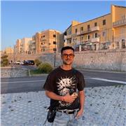 Offro lezioni private in Fashion Design, Matematica o Inglese in modalità online o in presenza nella città di Milano.