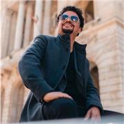 Profesor titulado con 25 años de experiencia imparte clases de piano,batería y percusión