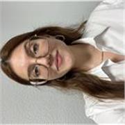 Profesora de Biología, apta para todas las edades y niveles 