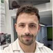 Farmacéutico especializado en bioquímica, nutrición y farmacología con interés en ayudar a sus alumnos.